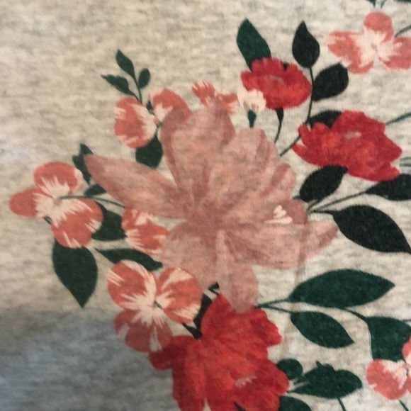 OLD NAVY 4- Pack bodysuits - Picture 7 of 8